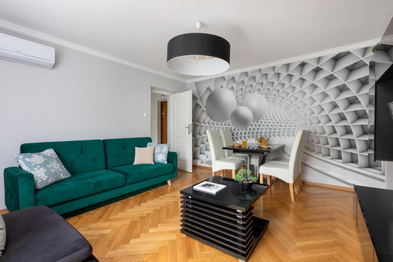 Rent Like Home - Hoza 38 Warszawa Exteriör bild