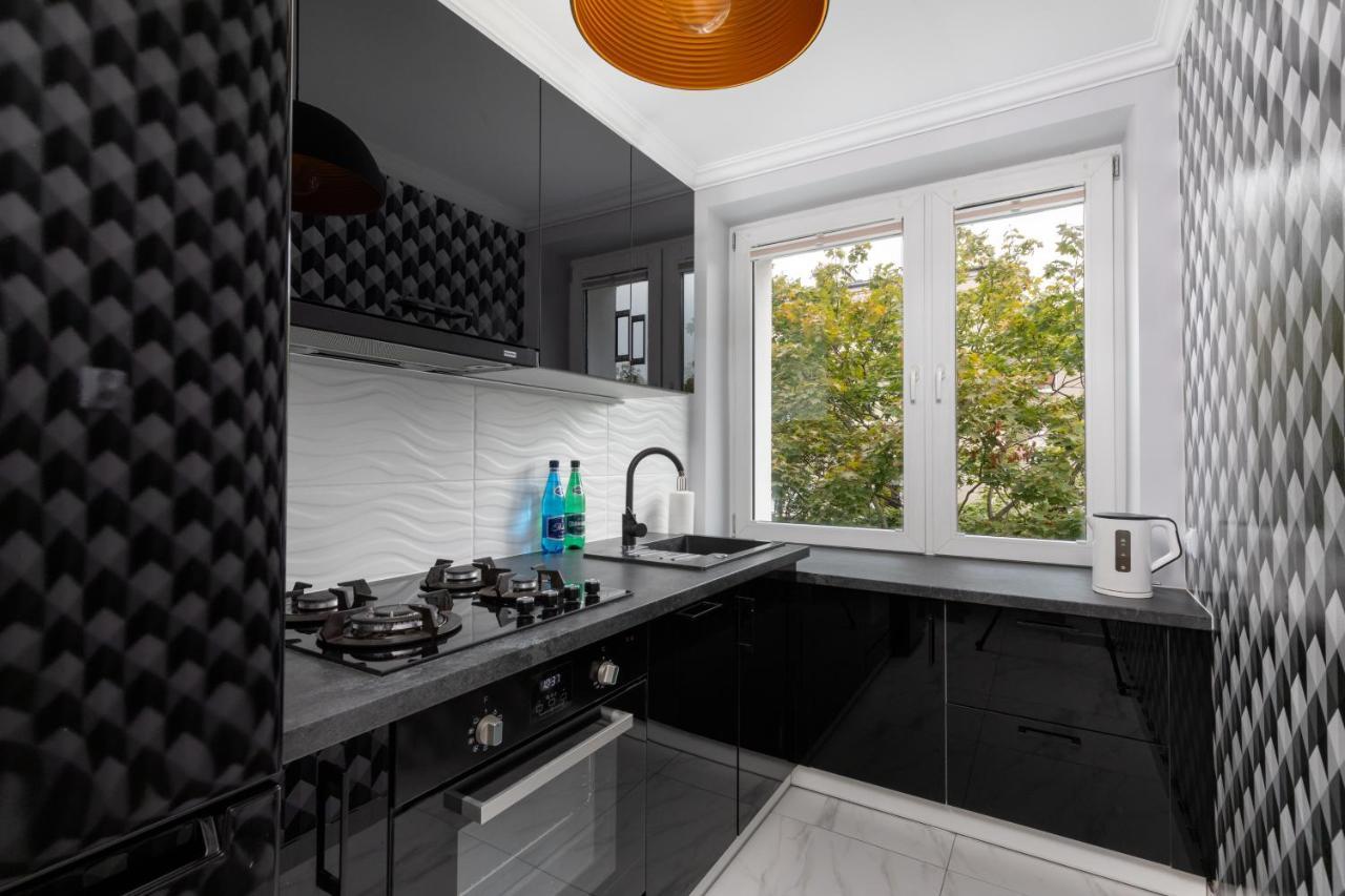 Rent Like Home - Hoza 38 Warszawa Exteriör bild